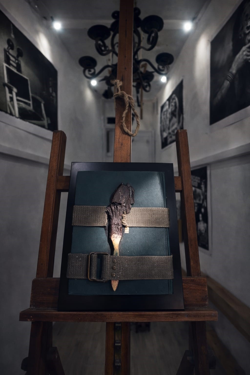 החטא ועונשו (?) תערוכה קבוצתית